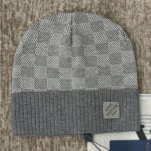 Louis Vuitton Gray Houndstooth Beanie